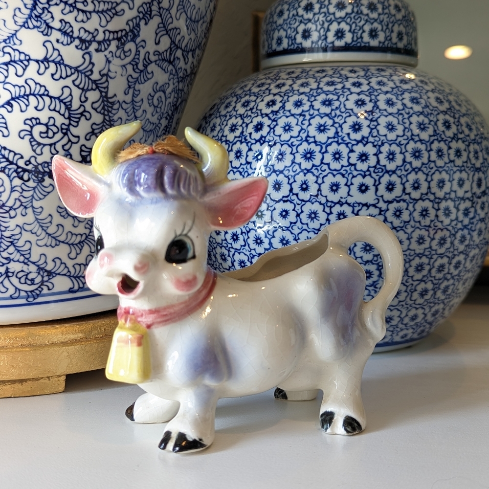 Vintage Anthropomorphic ceramic cow creamer Made in Japan